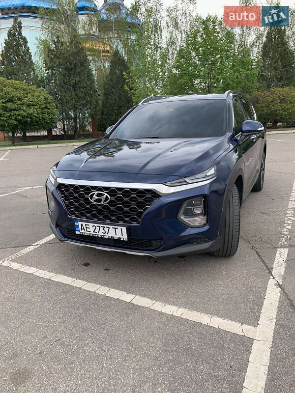 Внедорожник / Кроссовер Hyundai Santa FE 2018 в Кривом Роге