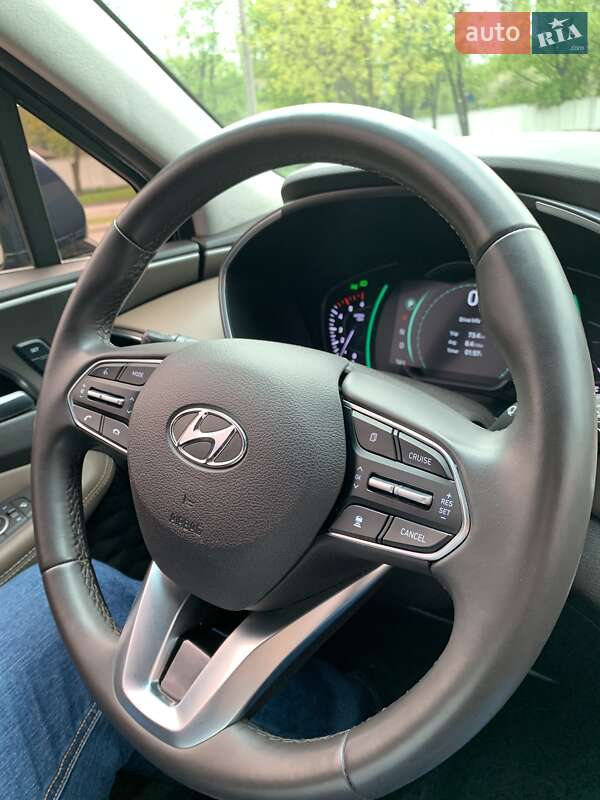 Внедорожник / Кроссовер Hyundai Santa FE 2018 в Кривом Роге