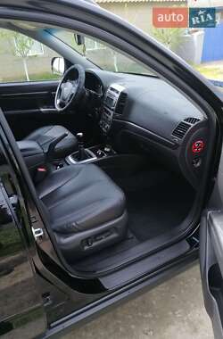 Внедорожник / Кроссовер Hyundai Santa FE 2011 в 