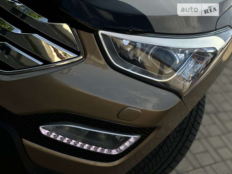 Внедорожник / Кроссовер Hyundai Santa FE 2013 в Одессе