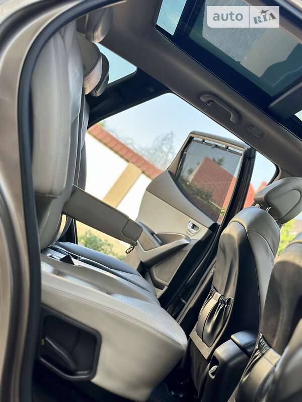 Внедорожник / Кроссовер Hyundai Santa FE 2013 в Одессе