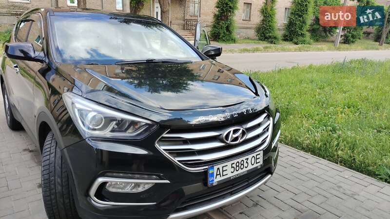 Позашляховик / Кросовер Hyundai Santa FE 2016 в Кривому Розі