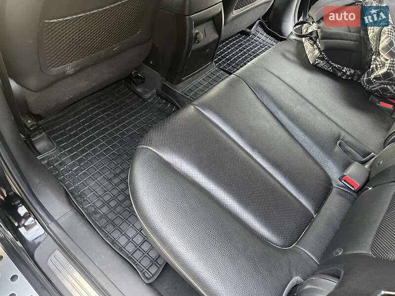 Внедорожник / Кроссовер Hyundai Santa FE 2011 в Тернополе