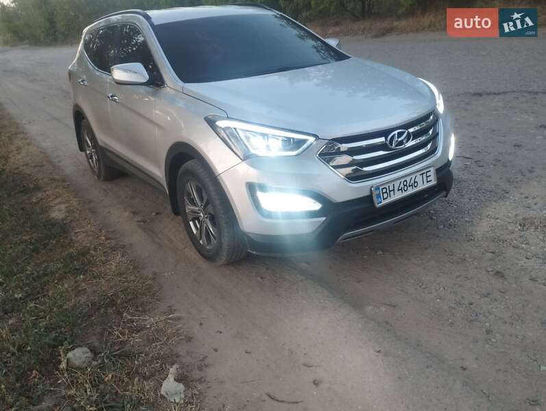 Позашляховик / Кросовер Hyundai Santa FE 2013 в Білгороді-Дністровському
