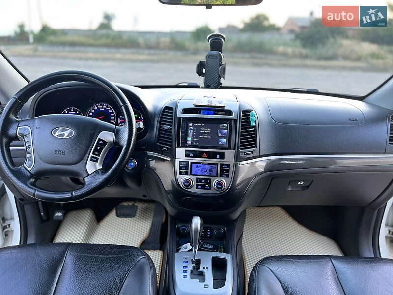 Позашляховик / Кросовер Hyundai Santa FE 2010 в Тростянці фото 48 Позашляховик / Кросовер Hyundai Santa FE 2010 в Тростянці