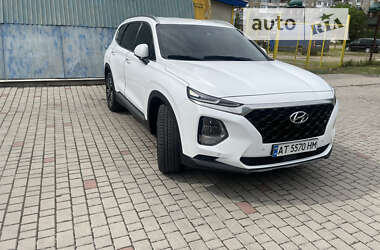 Внедорожник / Кроссовер Hyundai Santa FE 2018 в Ивано-Франковске