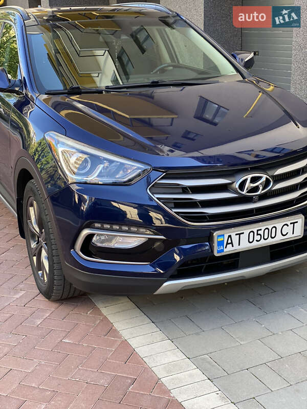 Внедорожник / Кроссовер Hyundai Santa FE 2017 в Ивано-Франковске