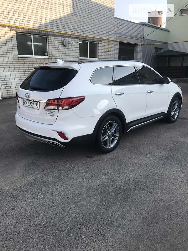 Внедорожник / Кроссовер Hyundai Santa FE 2018 в Черкассах