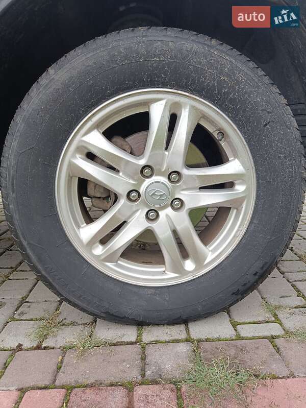 Позашляховик / Кросовер Hyundai Santa FE 2012 в Дубні