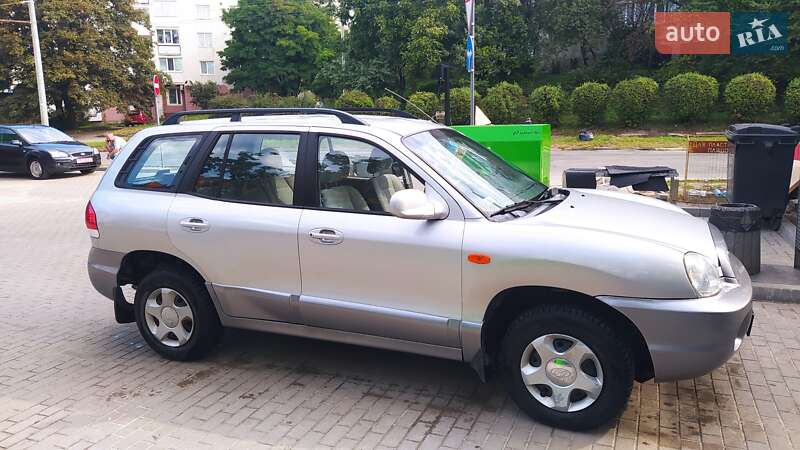 Внедорожник / Кроссовер Hyundai Santa FE 2004 в Тернополе