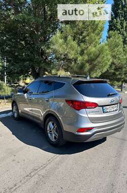Позашляховик / Кросовер Hyundai Santa FE 2016 в 