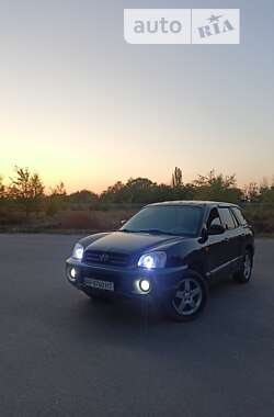 Внедорожник / Кроссовер Hyundai Santa FE 2000 в Запорожье