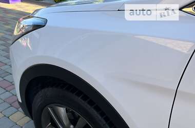 Внедорожник / Кроссовер Hyundai Santa FE 2013 в 