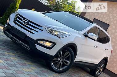 Внедорожник / Кроссовер Hyundai Santa FE 2013 в 