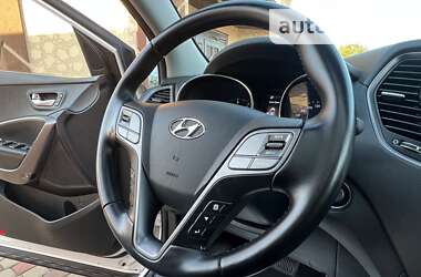 Внедорожник / Кроссовер Hyundai Santa FE 2013 в 