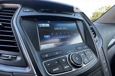 Внедорожник / Кроссовер Hyundai Santa FE 2013 в 