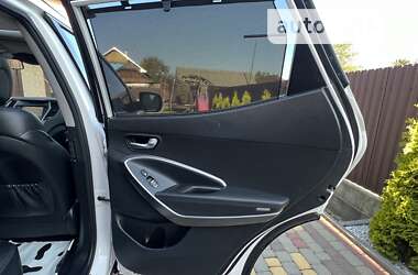 Внедорожник / Кроссовер Hyundai Santa FE 2013 в 