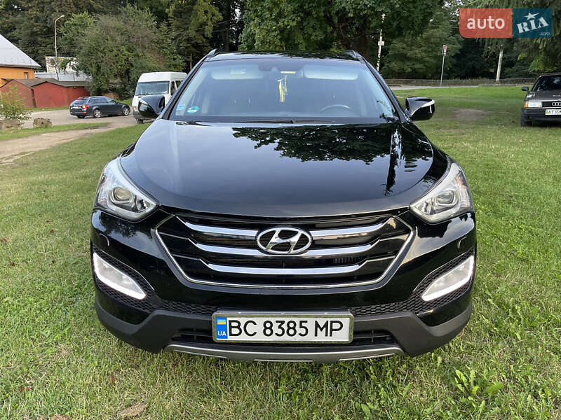 Внедорожник / Кроссовер Hyundai Santa FE 2012 в Самборе