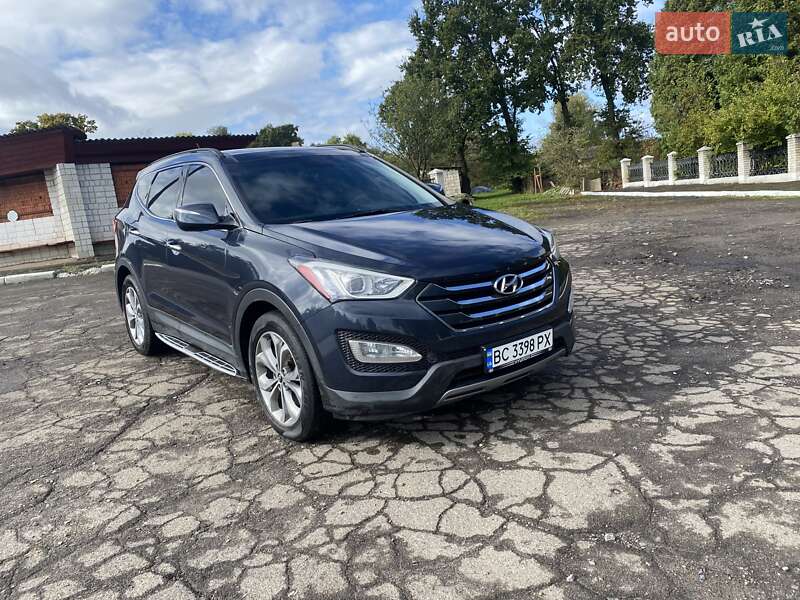 Внедорожник / Кроссовер Hyundai Santa FE 2013 в 