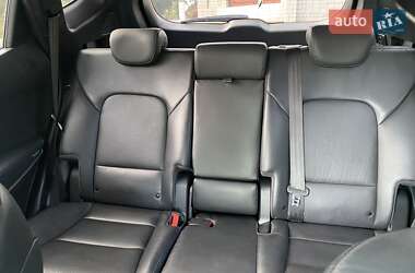 Внедорожник / Кроссовер Hyundai Santa FE 2013 в 