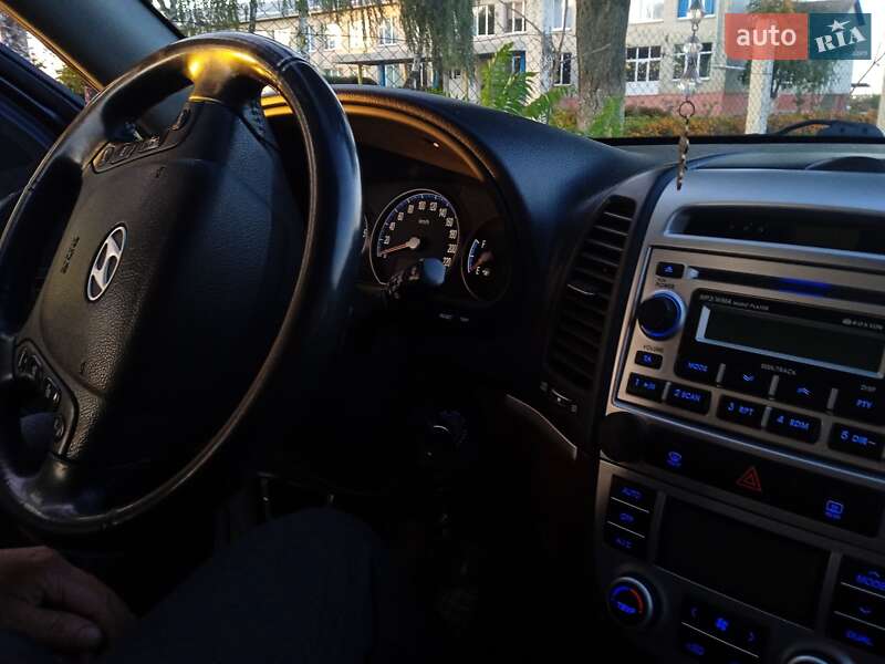 Внедорожник / Кроссовер Hyundai Santa FE 2006 в Львове