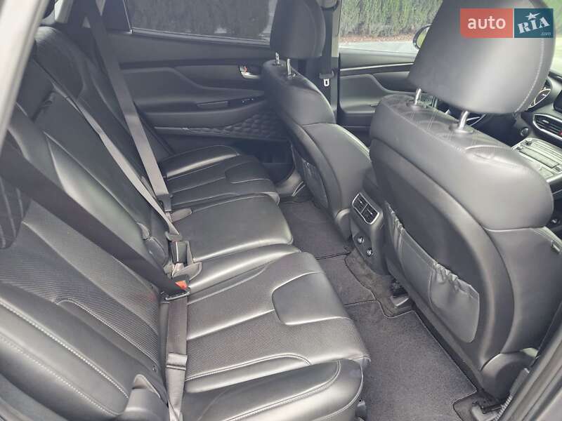 Внедорожник / Кроссовер Hyundai Santa FE 2020 в Днепре