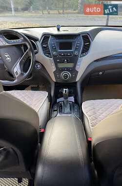 Внедорожник / Кроссовер Hyundai Santa FE 2014 в Кривом Роге