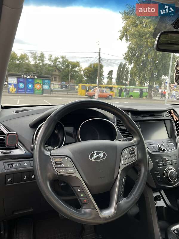 Позашляховик / Кросовер Hyundai Santa FE 2013 в Києві
