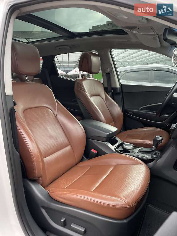 Позашляховик / Кросовер Hyundai Santa FE 2013 в Києві