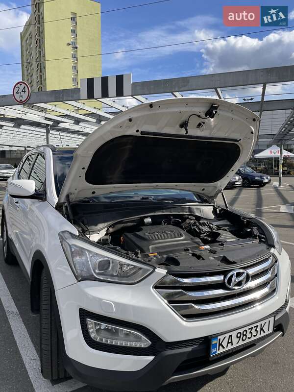 Позашляховик / Кросовер Hyundai Santa FE 2013 в Києві