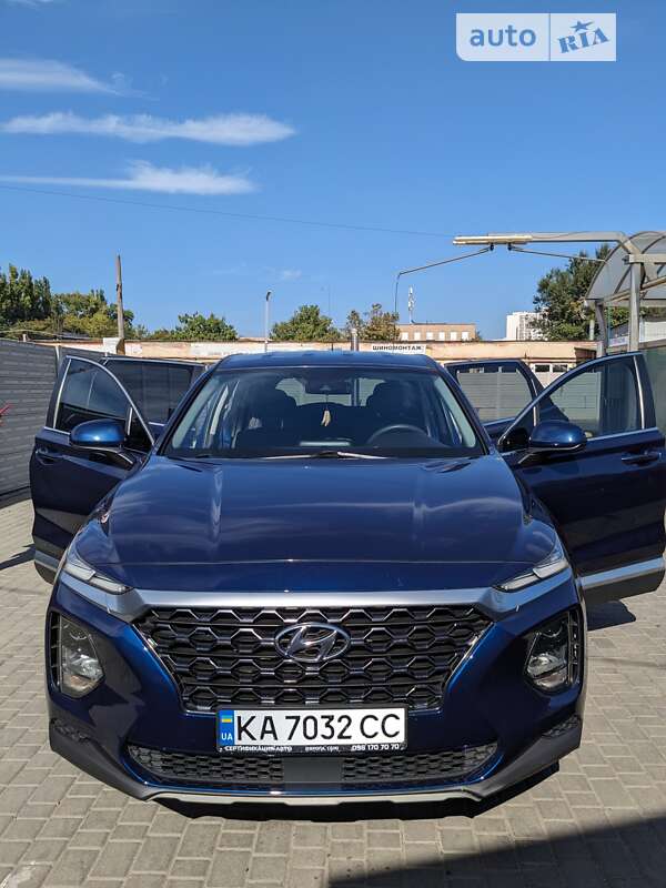 Внедорожник / Кроссовер Hyundai Santa FE 2019 в Одессе