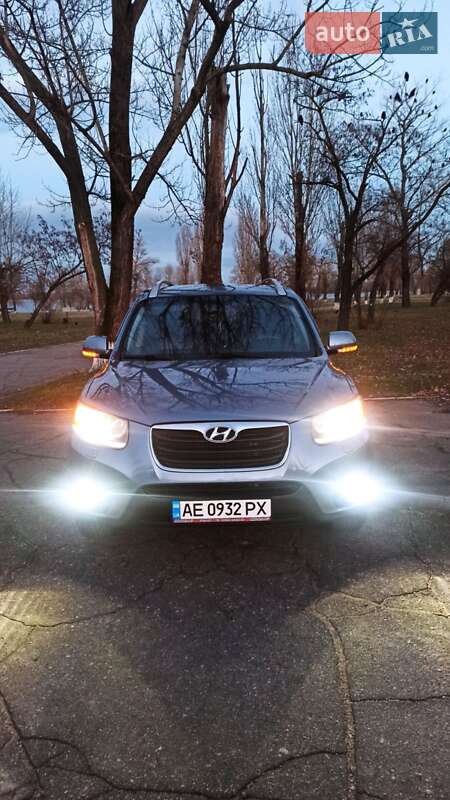 Внедорожник / Кроссовер Hyundai Santa FE 2010 в Каменском