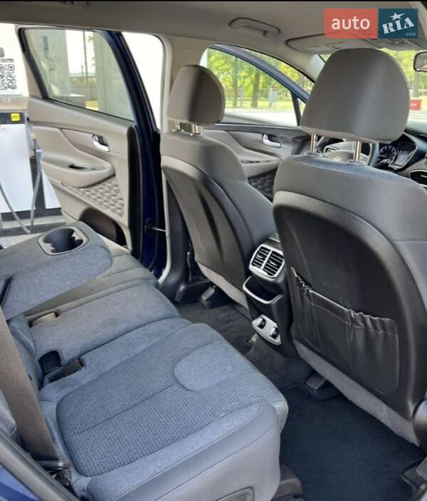 Внедорожник / Кроссовер Hyundai Santa FE 2018 в Днепре