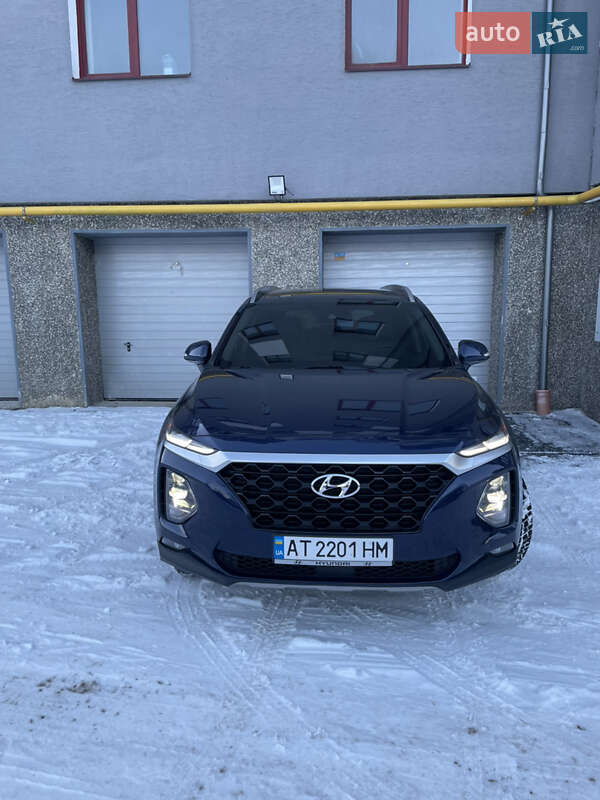 Позашляховик / Кросовер Hyundai Santa FE 2020 в Івано-Франківську