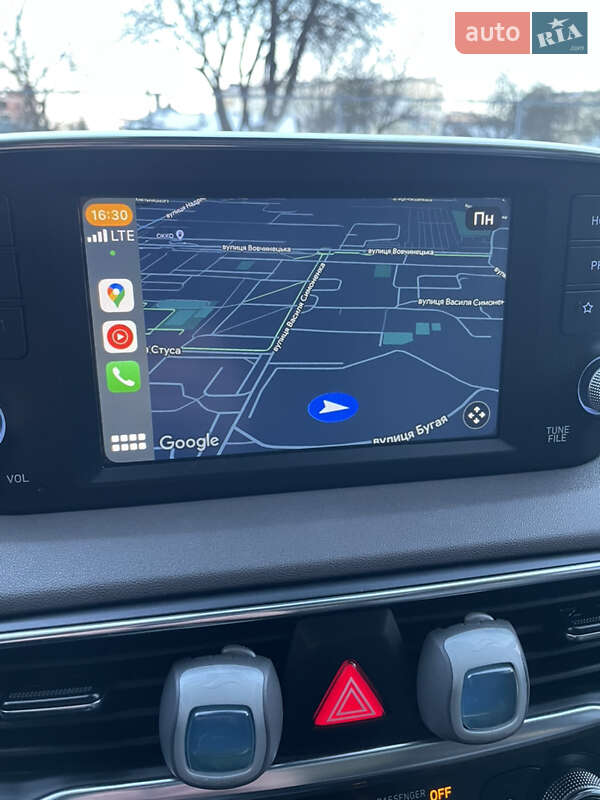 Позашляховик / Кросовер Hyundai Santa FE 2020 в Івано-Франківську