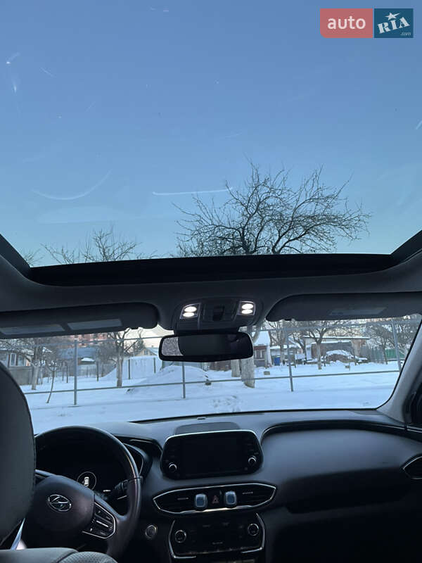 Позашляховик / Кросовер Hyundai Santa FE 2020 в Івано-Франківську