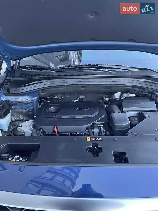 Позашляховик / Кросовер Hyundai Santa FE 2020 в Івано-Франківську