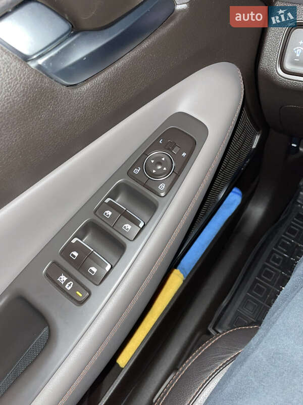 Позашляховик / Кросовер Hyundai Santa FE 2020 в Івано-Франківську