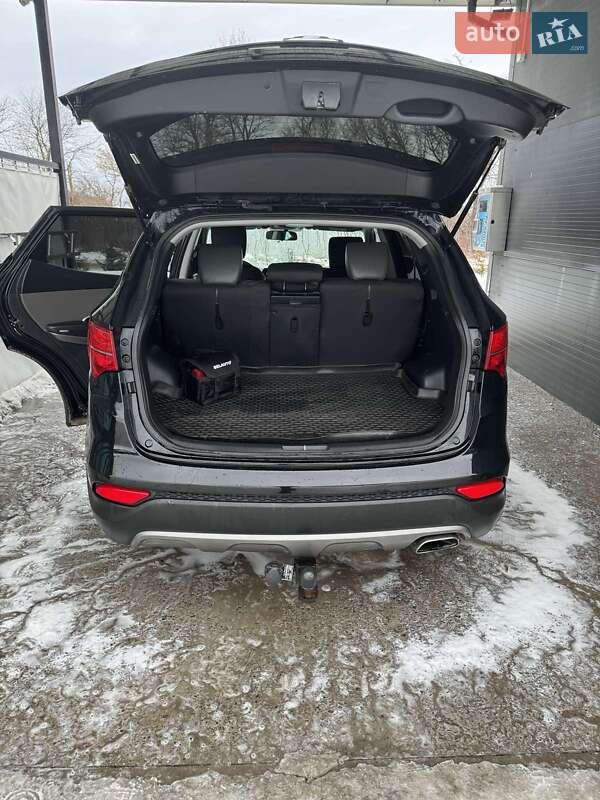Внедорожник / Кроссовер Hyundai Santa FE 2015 в Подгайцах