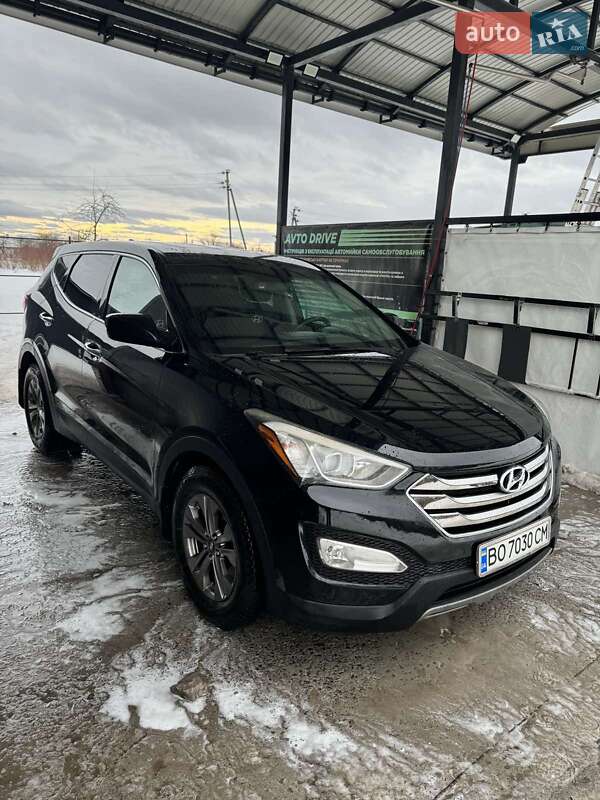 Внедорожник / Кроссовер Hyundai Santa FE 2015 в Подгайцах