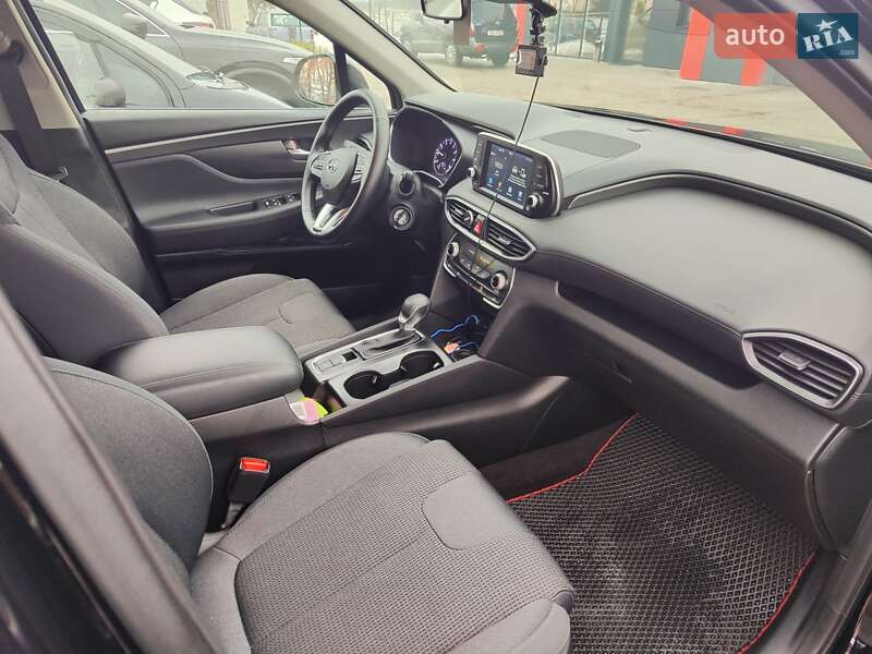 Позашляховик / Кросовер Hyundai Santa FE 2018 в Черкасах фото 14 Позашляховик / Кросовер Hyundai Santa FE 2018 в Черкасах