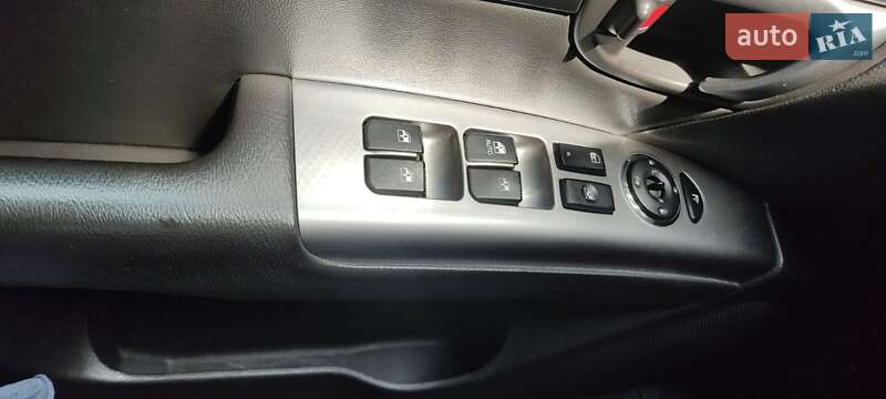 Внедорожник / Кроссовер Hyundai Santa FE 2012 в Иршаве