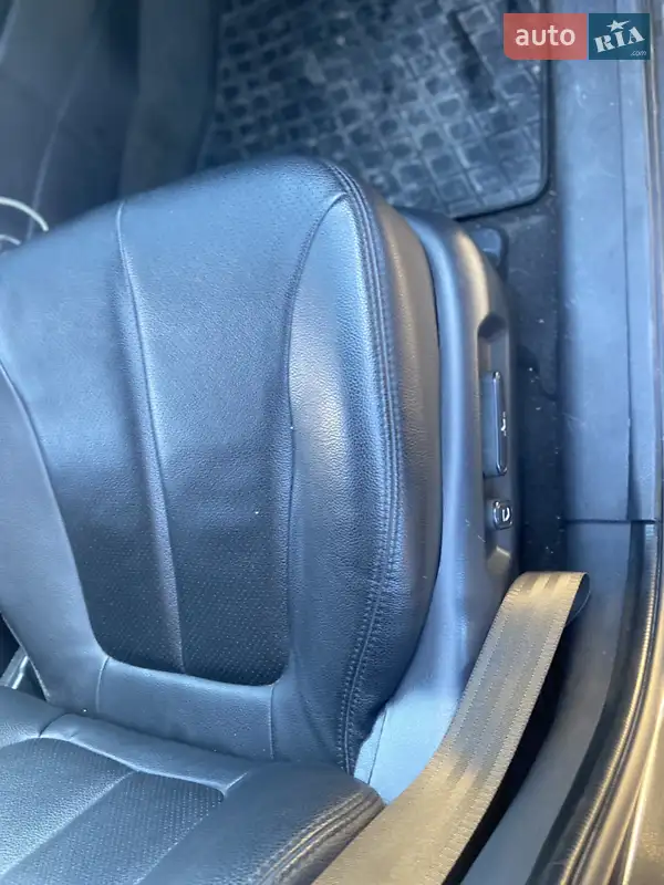 Hyundai Santa FE 2008 VIN KMHSH81WP8U349285 фото оголошення 16 з 76