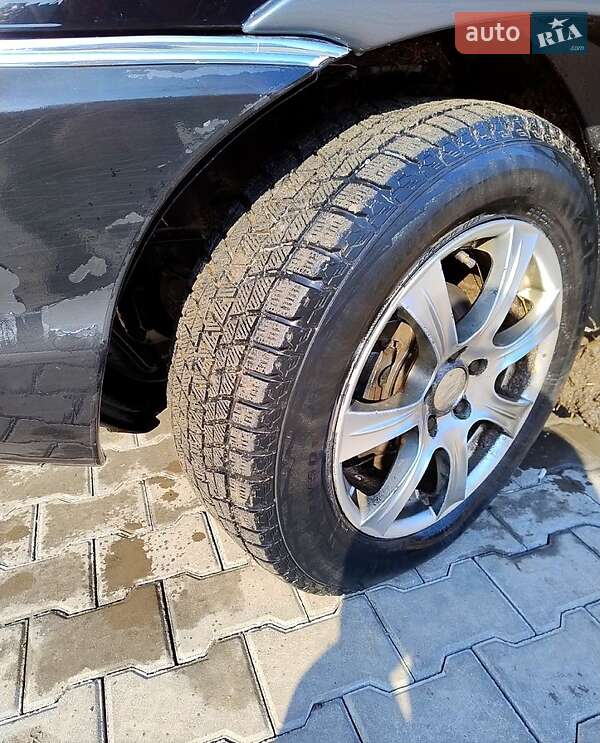 Позашляховик / Кросовер Hyundai Santa FE 2003 в Новому Бузі фото 5 Позашляховик / Кросовер Hyundai Santa FE 2003 в Новому Бузі