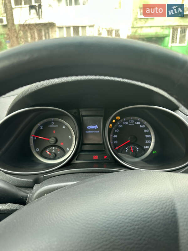 Внедорожник / Кроссовер Hyundai Santa FE 2014 в Одессе