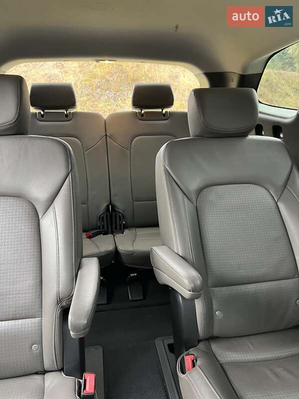 Внедорожник / Кроссовер Hyundai Santa FE 2013 в Тернополе