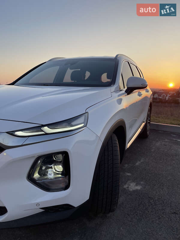 Внедорожник / Кроссовер Hyundai Santa FE 2018 в Ровно фото 4 Внедорожник / Кроссовер Hyundai Santa FE 2018 в Ровно