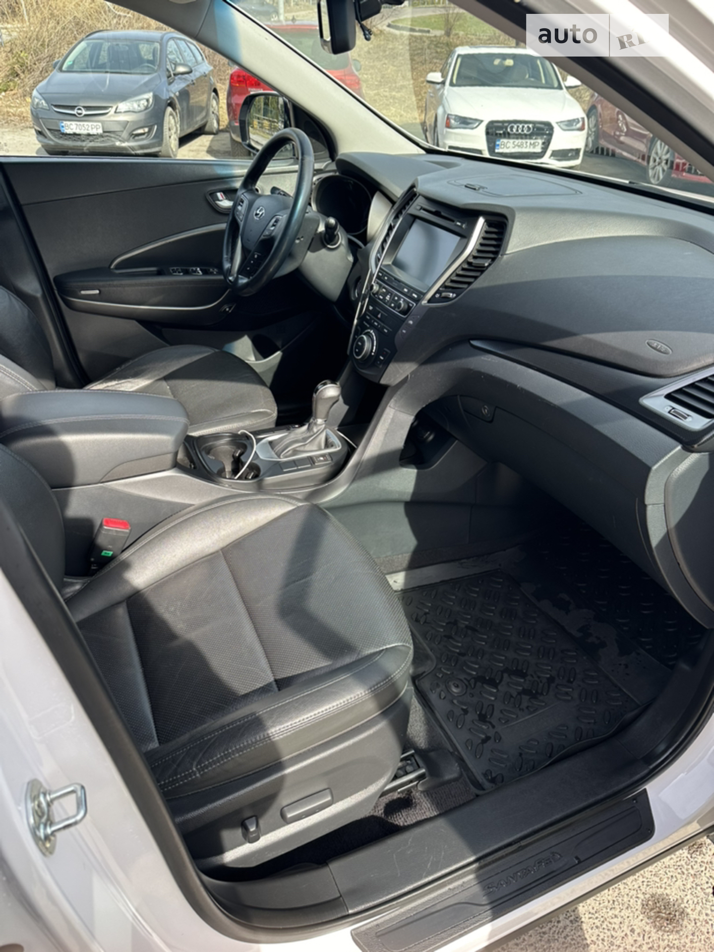 2016 Hyundai Santa Fe - мініатюра 28