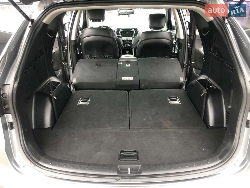 Позашляховик / Кросовер Hyundai Santa FE 2012 в Стрию