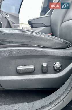 Внедорожник / Кроссовер Hyundai Santa FE 2014 в Киеве